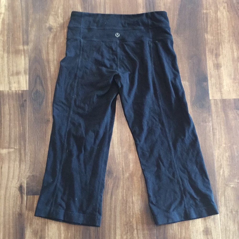 Lululemon crop pants size 2